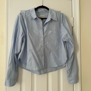 Universal Threads Cropped Fit Shirt